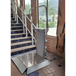 PLATAFORMA SALVAESCALERAS RECTA (1)