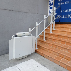 PLATAFORMA SALVAESCALERAS RECTA (4)