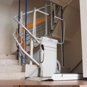 Plataforma salvaescaleras omega